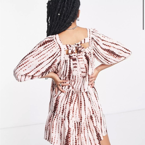 NWT Violet Romance Petite square neck tiered mini smock dress in tie dye - Picture 4 of 8